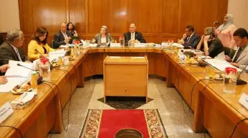 وزير الري يترأس اجتماع اللجنة العليا لتراخيص الشواطئ ويناقش المشروعات الاستثمارية والقرى السياحية الجديدة