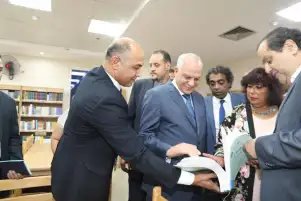 وزير الثقافة ومحافظ الجيزة يفتتحان مكتبة البحر الأعظم بعد تطويرها