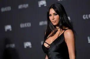 كيم كارداشيان تطلب 10 ملايين دولار تعويضا كل من استغل صورها دون أذن