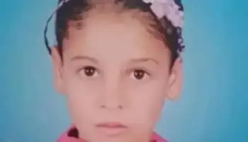 النيابة العامة تأمر بحبس مدرس لضربه تلميذة بمدرسة ابتدائية وإصابتها بنزيف في المخ