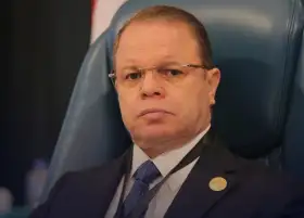 النائب العام يأمر بحبس متهم بضرب والدته ويعتبره ارتكب واقعة شاذة عن القيم