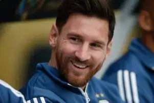 ميسي يقود تشكيل الأرجنتين ضد فرنسا في نهائي كأس العالم