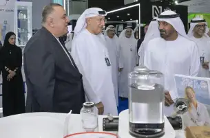 أحمد بن سعيد يفتتح مؤتمر دبي العالمي لطب الأسنان "إيدك دبي 2023"