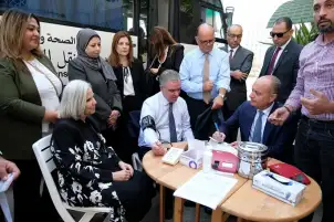 حملة للتبرع بالدم لموظفي جامعة الدول العربية لدعم المصابين في غزة