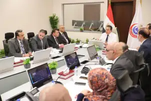 وزير الصحة يوجه بتيسير مشاركة العاملين بالقطاع الصحي في الاستحقاق الدستوري للانتخابات الرئاسية على مدار الـ 3 أيام