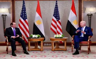 السيسي وبايدن يبحثان في اتصال هاتفي سبل خفض التوتر وإنهاء الأوضاع الراهنة