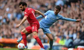 صلاح يقود ليفربول للفوز علي مانشستر سيتي في قمة الدوري الإنجليزي