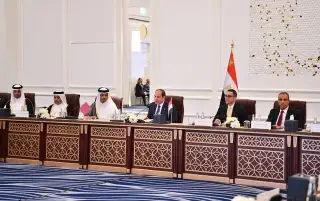 الرئيس السيسي يدعو رجال الأعمال القطريين لزيادة استثماراتهم في مصر: فرص واعدة وشراكات مفتوحة في كافة المجالات