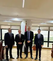 زيارة وفد الإياتا لسلطة الطيران لبحث التعاون والتكامل في مجالات النقل الجوي والبيئة