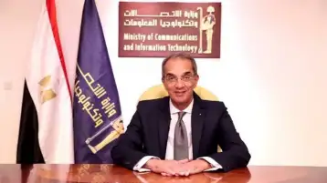 «تجار المحمول» يستغيثون بوزير الاتصالات لوقف «ضريبة الدولي» بأثر رجعي
