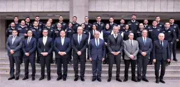 وزير الطيران يشهد تخرج دفعة جديدة من البرنامج المتكامل لمعلومات الطيران بكلية المراقبة الجوية