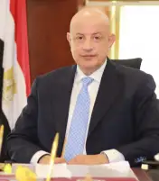 خلف كل إنجاز.. الطيار وائل النشار يثمّن جهود العاملين بالمصرية للمطارات