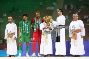 النّهضةُ يُتوّج بكأس سُلطان عمان لكرة القدم للمرّة الثّانية في تاريخه