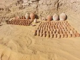 الكشف عن مجموعة من المقابر الصخرية بقبة الهواء بأسوان