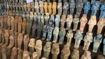 ضبط تشكيل عصابي خطير من 33 عنصر للنصب على المواطنين بالجيزة بإيهامهم بمقابر أثرية