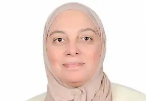 غادة أحمدين.. أول سيدة تتولى إدارة برنامج المنح الصغيرة في مصر