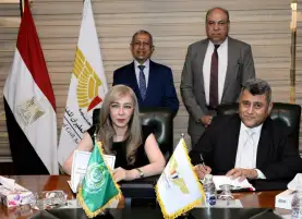 "الطيران" والأكاديمية العربية توقعان بروتوكول تعاون لتأهيل الكوادر البشرية وتنفيذ الدراسات العليا للعاملين بالوزارة