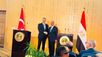 هاكان فيدان يشيد بموقف مصر المسؤول عقب استهداف سفينتي طاقة في دمياط