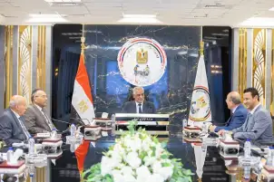 جمبلاط: سرعة الإنجاز أولوية للتغلب على أي معوقات وتسليم المشروعات وفق أعلى معايير الجودة