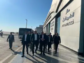 جولة تفقدية لوزير الطيران بمطار العلمين لمتابعة الاستعدادات النهائية لانطلاق معرض الطيران والفضاء «EIAS 2026»
