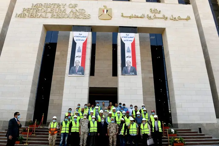 البترول: لاتصدقوا الأسعار الزائفة المتداولة للمنتجات البترولية