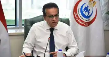 وزير الصحة ينهي التعاقد مع شركة الأمن المتورطة في واقعة مستشفى 6 أكتوبر المركزي ويستقبل الصحفي في مكتبه