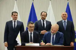 اتفاقية لتطوير حقل كرونوس القبرصي تمهيداً لنقل الغاز إلى مصر وتصديره إلى أوروبا