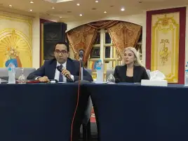 الوزير المفوض بشير الهرجاني يؤكد أهمية توظيف الإحصاءات وتطوير صحافة البيانات في الإعلام العربي